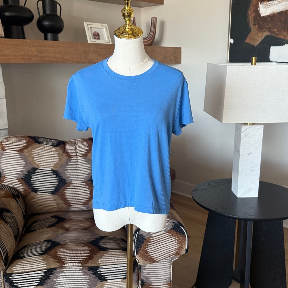 Lululemon Train to Be Short Sleeve Tee - Picture 2 of 10